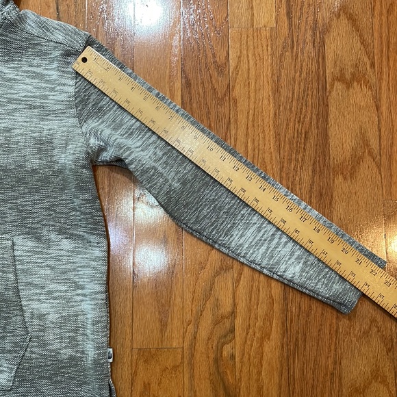 The North Face Woman Size Large Popover Gray Hoodie Kangaroo Pocket Long Sleeve - Picture 6 of 12